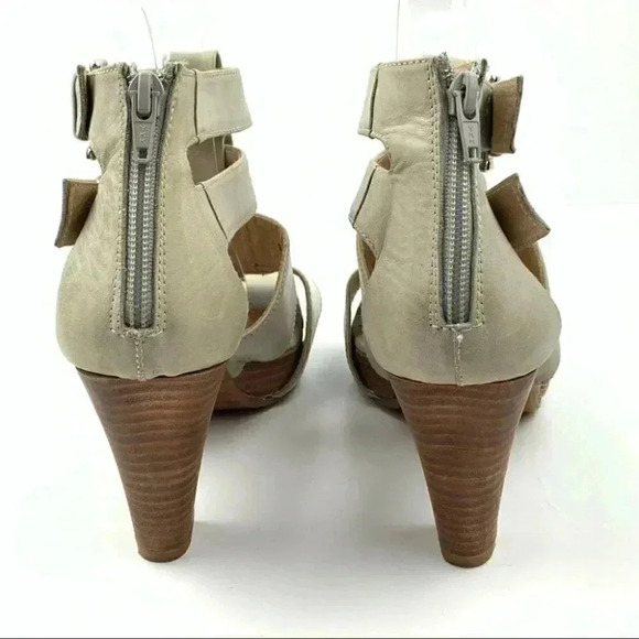 Gadea womens heels size 9 beige leather strappy chunky platforms - Picture 3 of 11